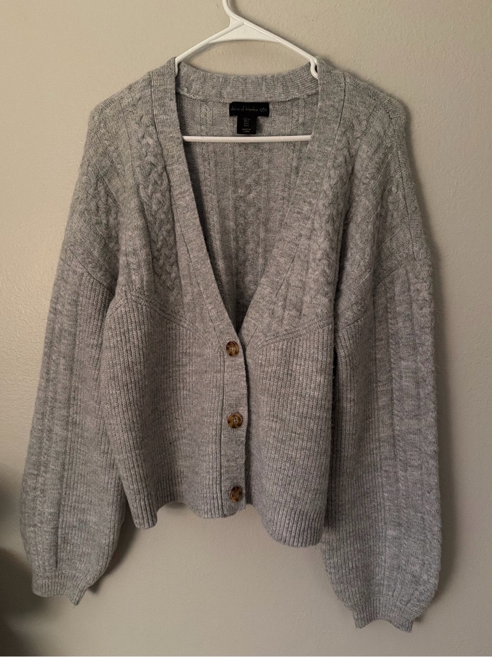 House of Harlow 1960 Gray Cable Knit Button-Front Women's Cardigan L Academia - Picture 2 of 4